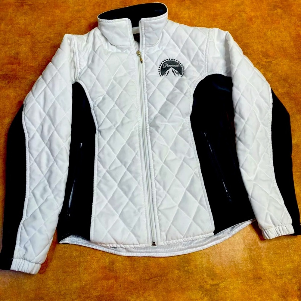 paramount pictures quilted jacket  Woman's Med